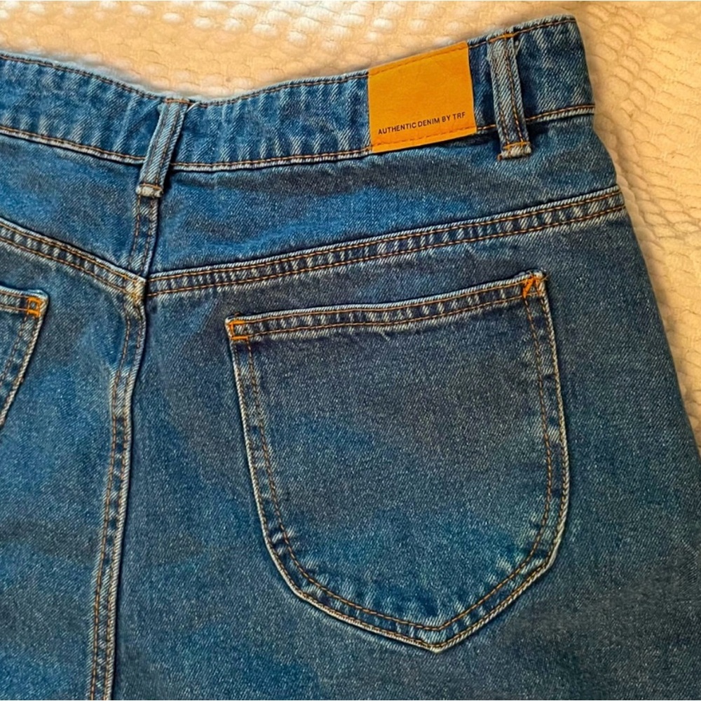 Zara Authentic Denim High-rise Shorts with Oversized 90s Fit